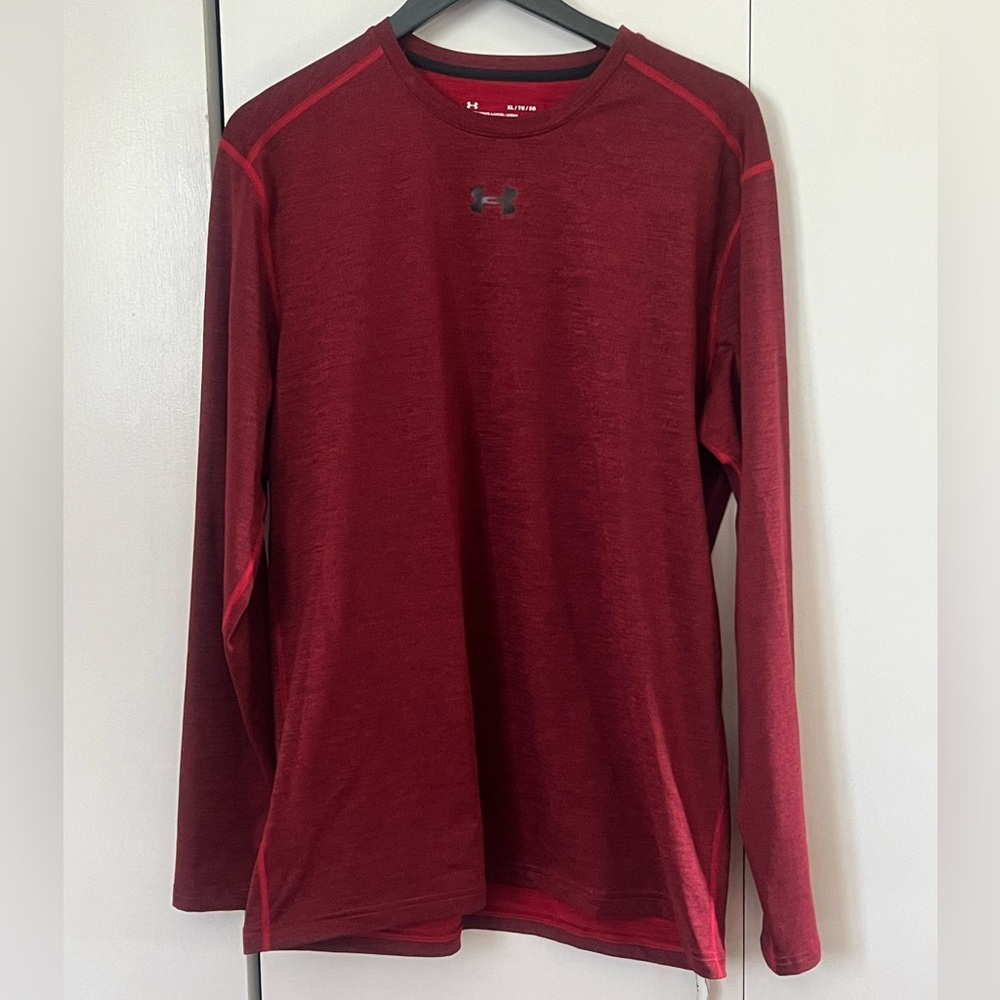 Men’s Under Armour Cold Gear fitted long sleeve shirt